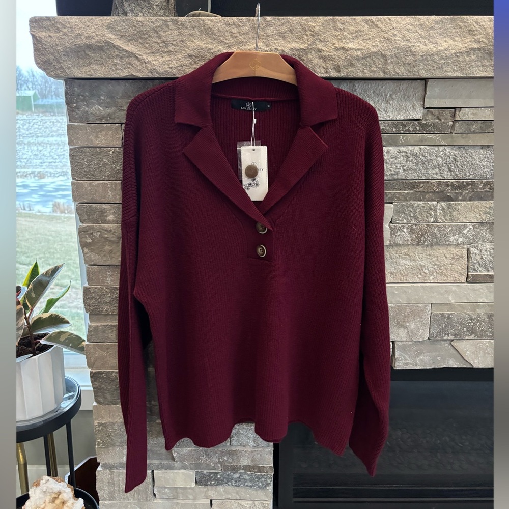 Lillusory | Collard V Neck Sweater | Size Small